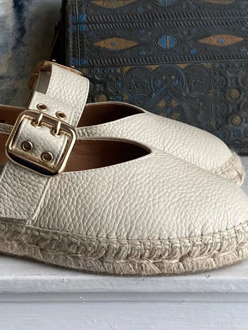 Women’s cream leather espadrille mary janes - Picture 4 of 9